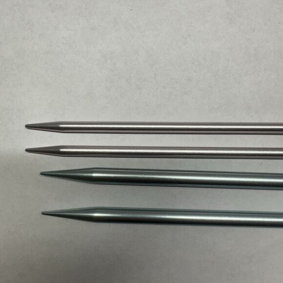 Lot of 4 SusanBates Silvalume SingleKnitting Needles 13 and 10 and a 9.0/6.0mm - Picture 5 of 11